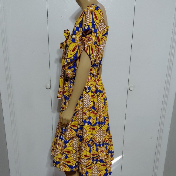 👗♻️ African Patterned Dress - Picture 8 of 11